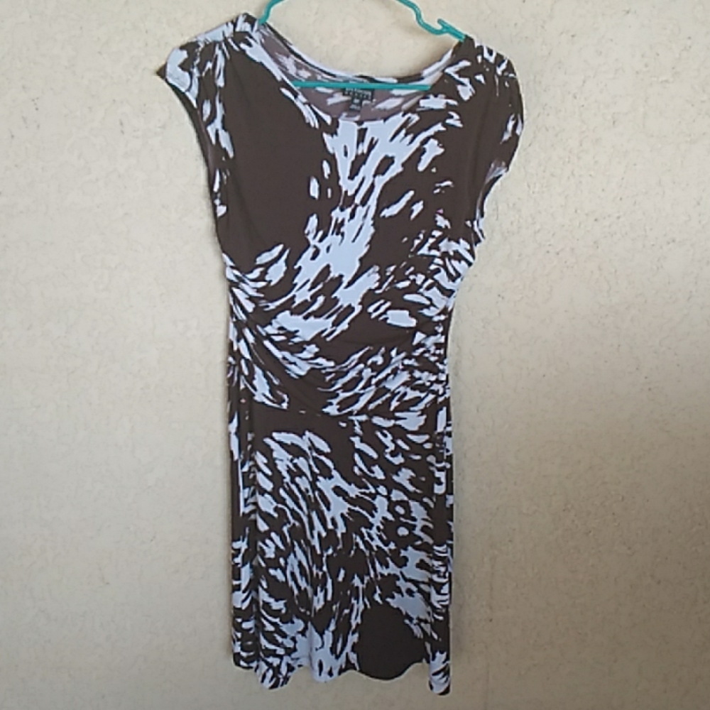 En Focus petite dress. Cowlike western print.